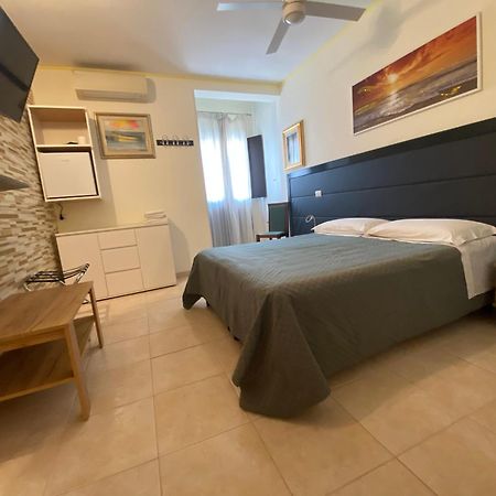Amici Villa Càbras Eksteriør billede