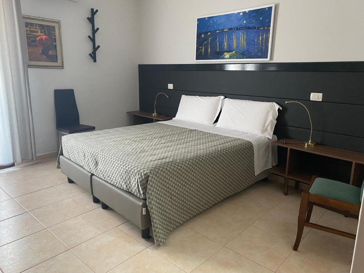 Amici Villa Càbras Eksteriør billede