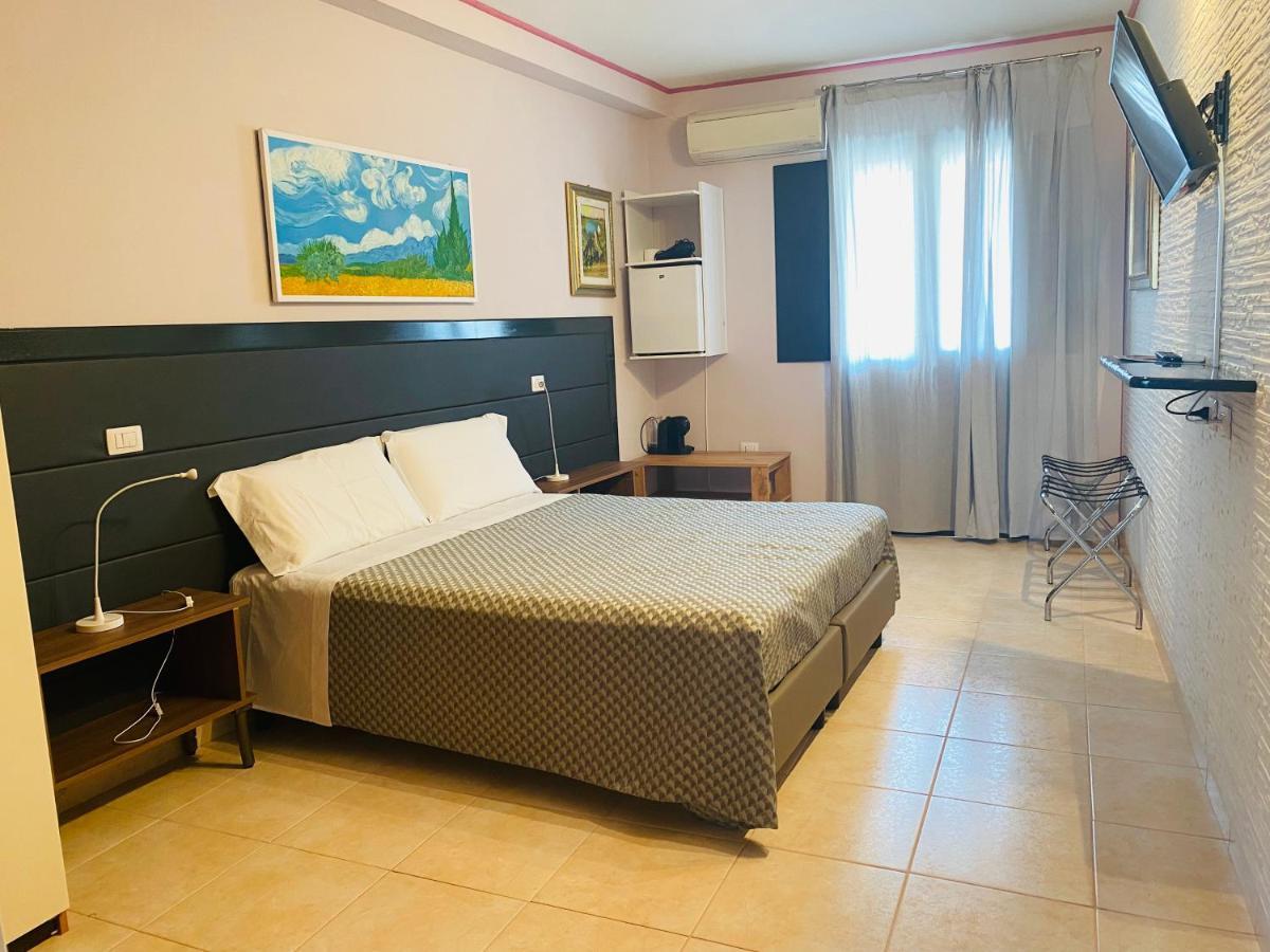 Amici Villa Càbras Eksteriør billede