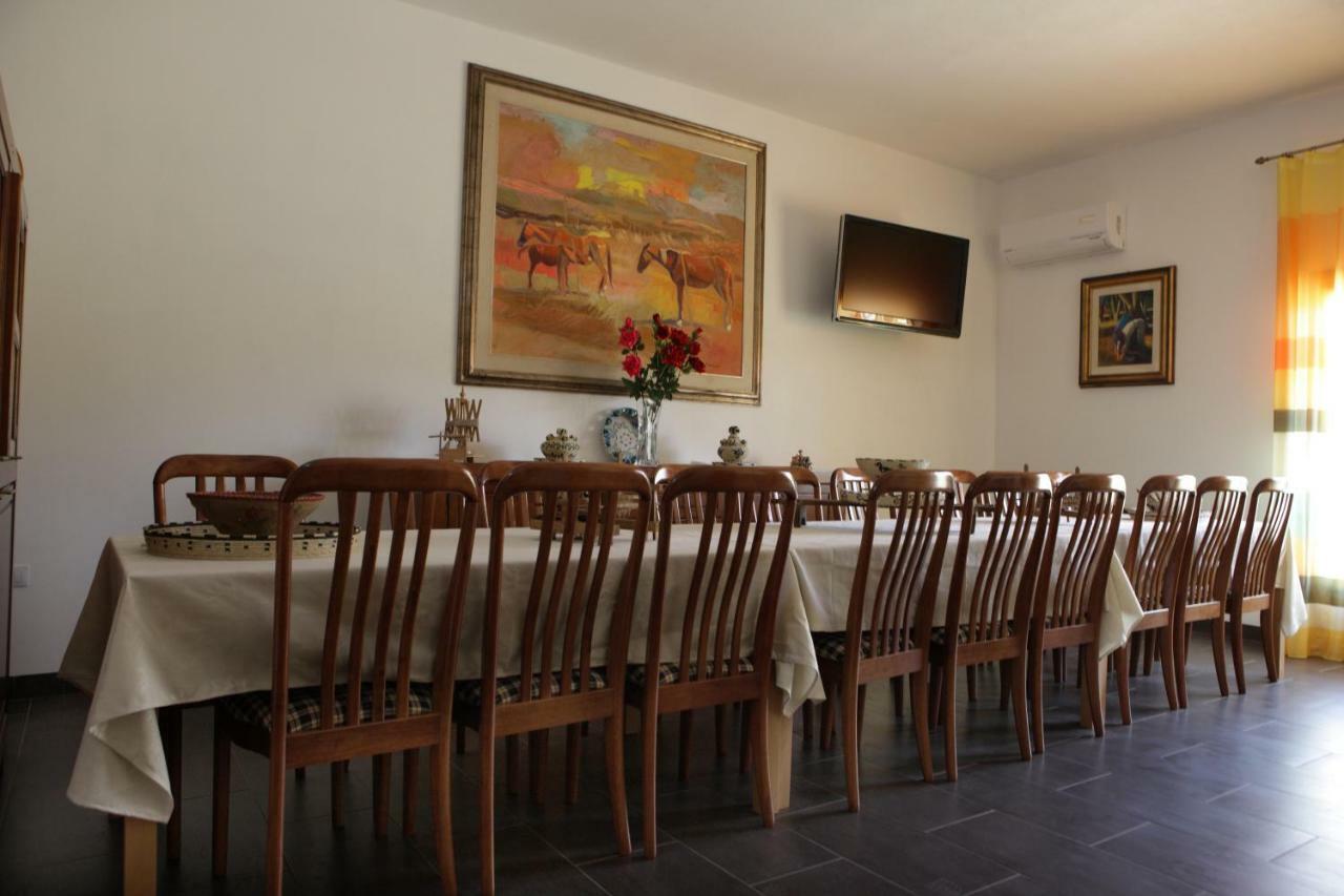 Amici Villa Càbras Eksteriør billede